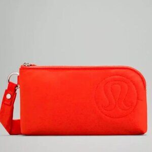 *NWT* Lululemon’s Now and Always Pouch Puffy